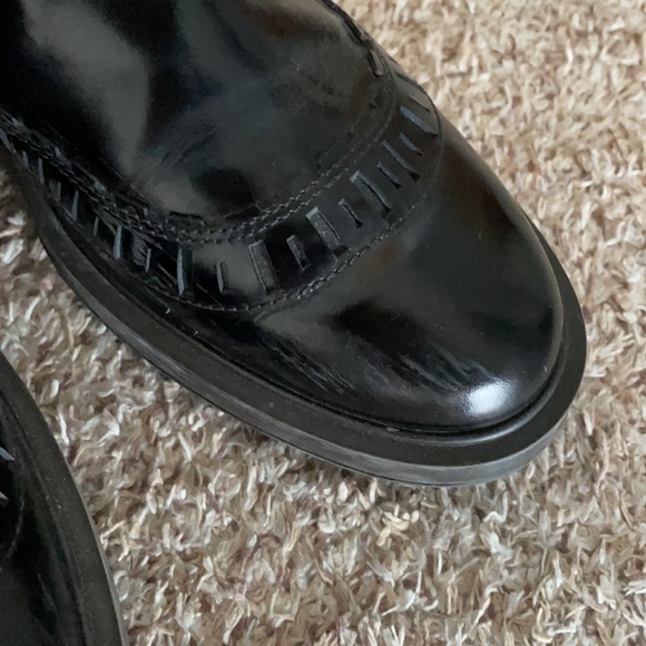 Tod's black Chelsea boots size 38 - Picture 5 of 11